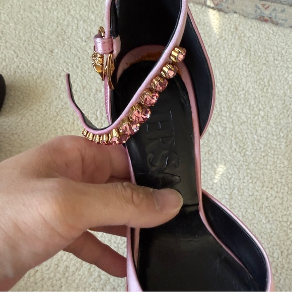 Versace
Aevitas 120mm single-platform pumps size 36 - Picture 8 of 15